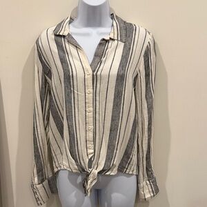Cloth & Stone Black and Cream Striped Button-Down Shirt